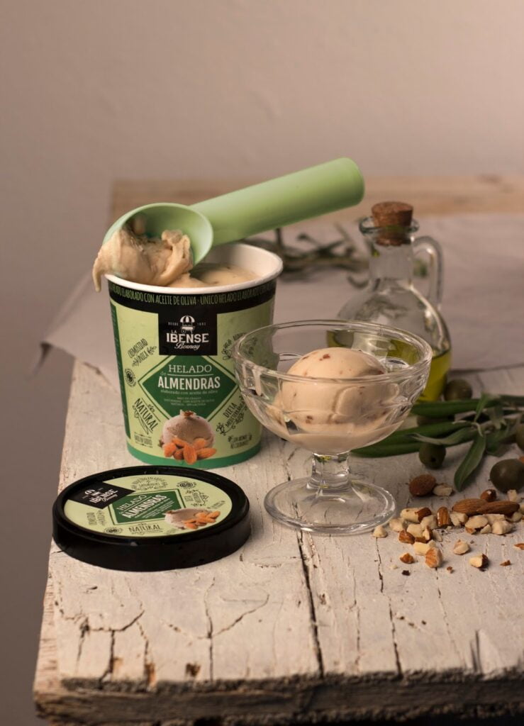 Packaging línea helados con aceite de oliva para La Ibense - Creaktiva